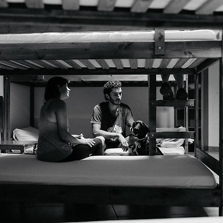 El Refugi Hostel Arboli Ngoại thất bức ảnh
