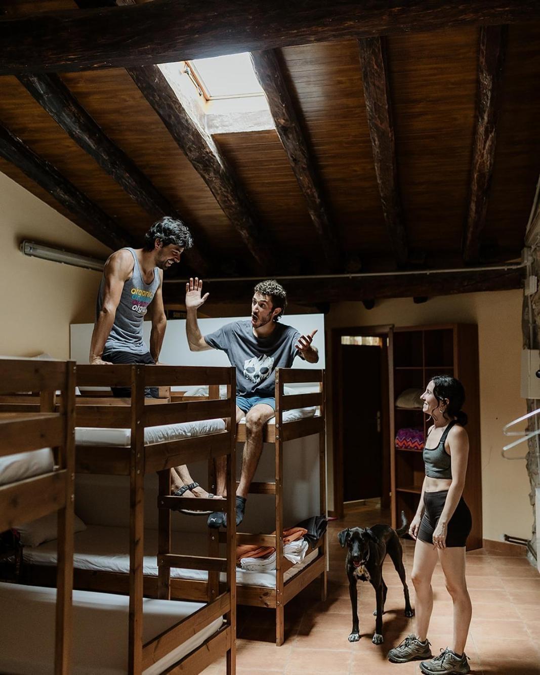 El Refugi Hostel Arboli Ngoại thất bức ảnh